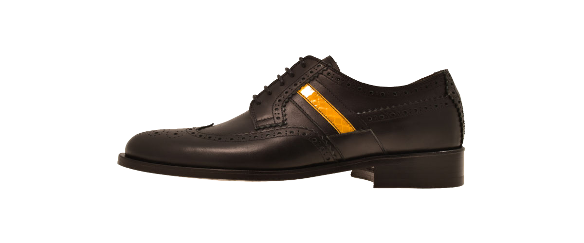 Black leather Oxford shoe